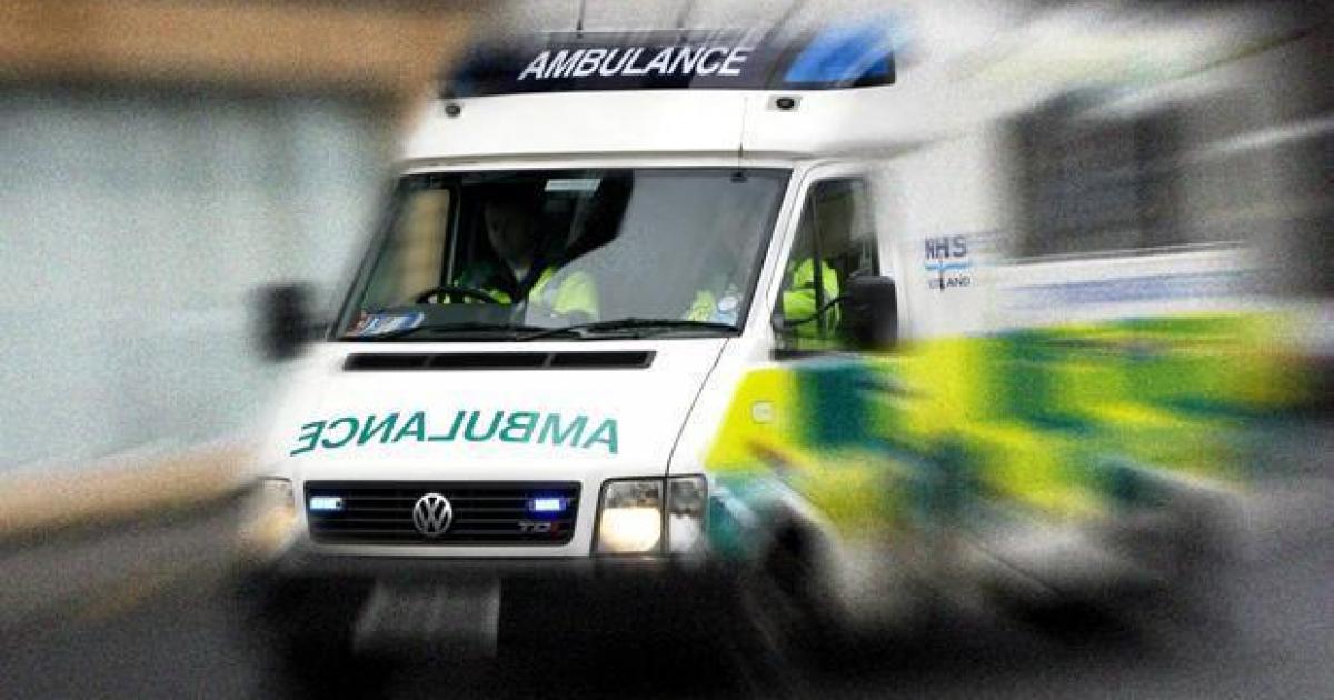 2 men injured after report of 'man with weapon' in Glasgow