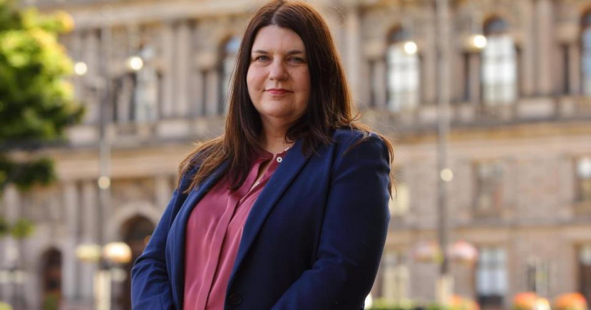 Glasgow City Council leader calls for return of 'golden goodbyes'