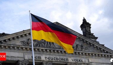 Germany debates who should cover costs of unhealthy eating