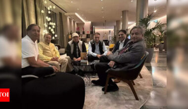 NRIs raise investment hurdles with Tharoor in Germany | Chandigarh News