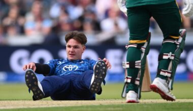 England ready to halt ODI over emergency alert test