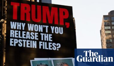Release of ‘missing minute’ of Epstein video contradicts Bondi claim cameras stopped recording | Jeffrey Epstein