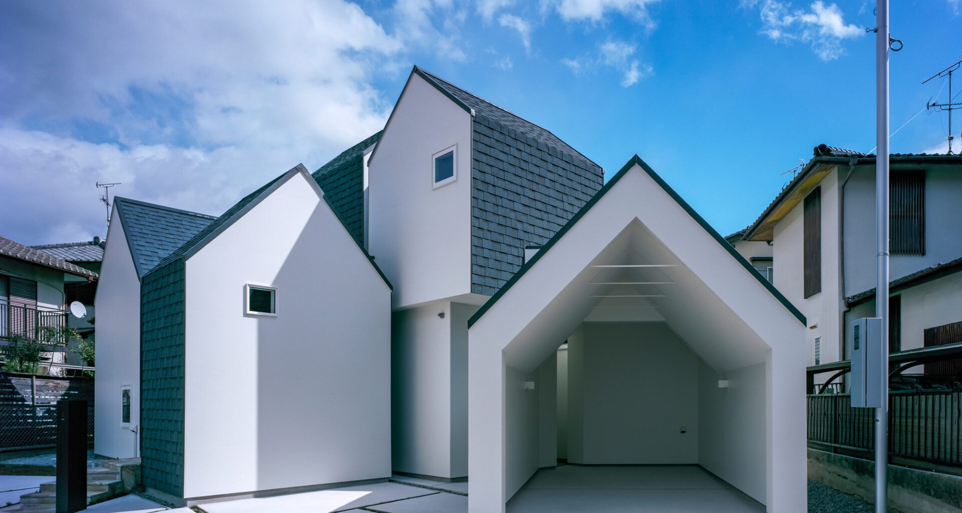 House in Inagawa-cho / FujiwaraMuro Architects