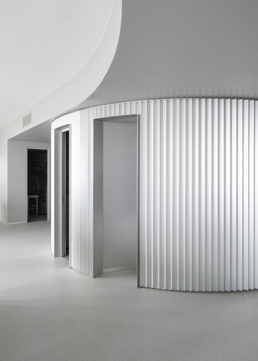 Signa Sports United High-Rise Tower / Allen Kaufmann Architekten - Image 2 of 32