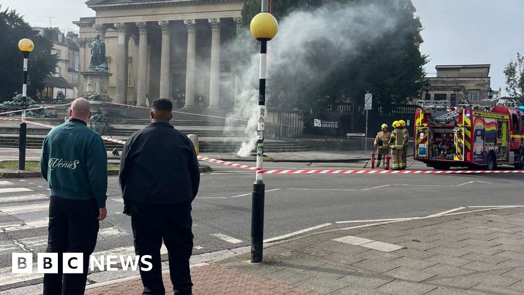 Hundreds lose power as smoke pours from ground