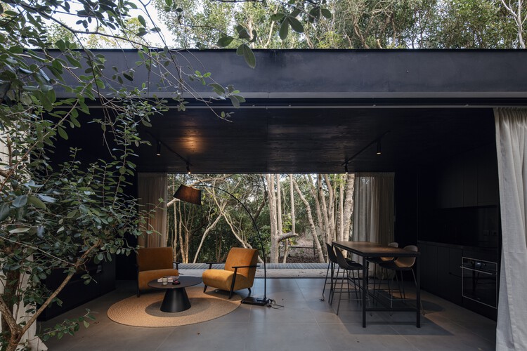 Casa Luna / iHouse estudio - Exterior Photography, Wood, Chair, Courtyard