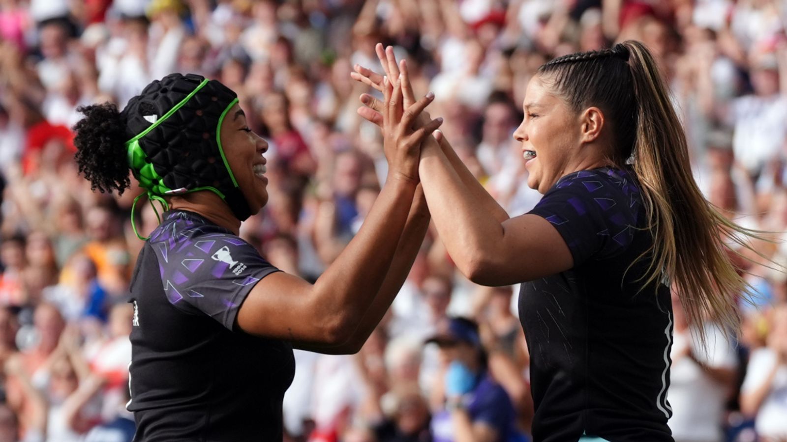 England 47 - 7 Australia Women