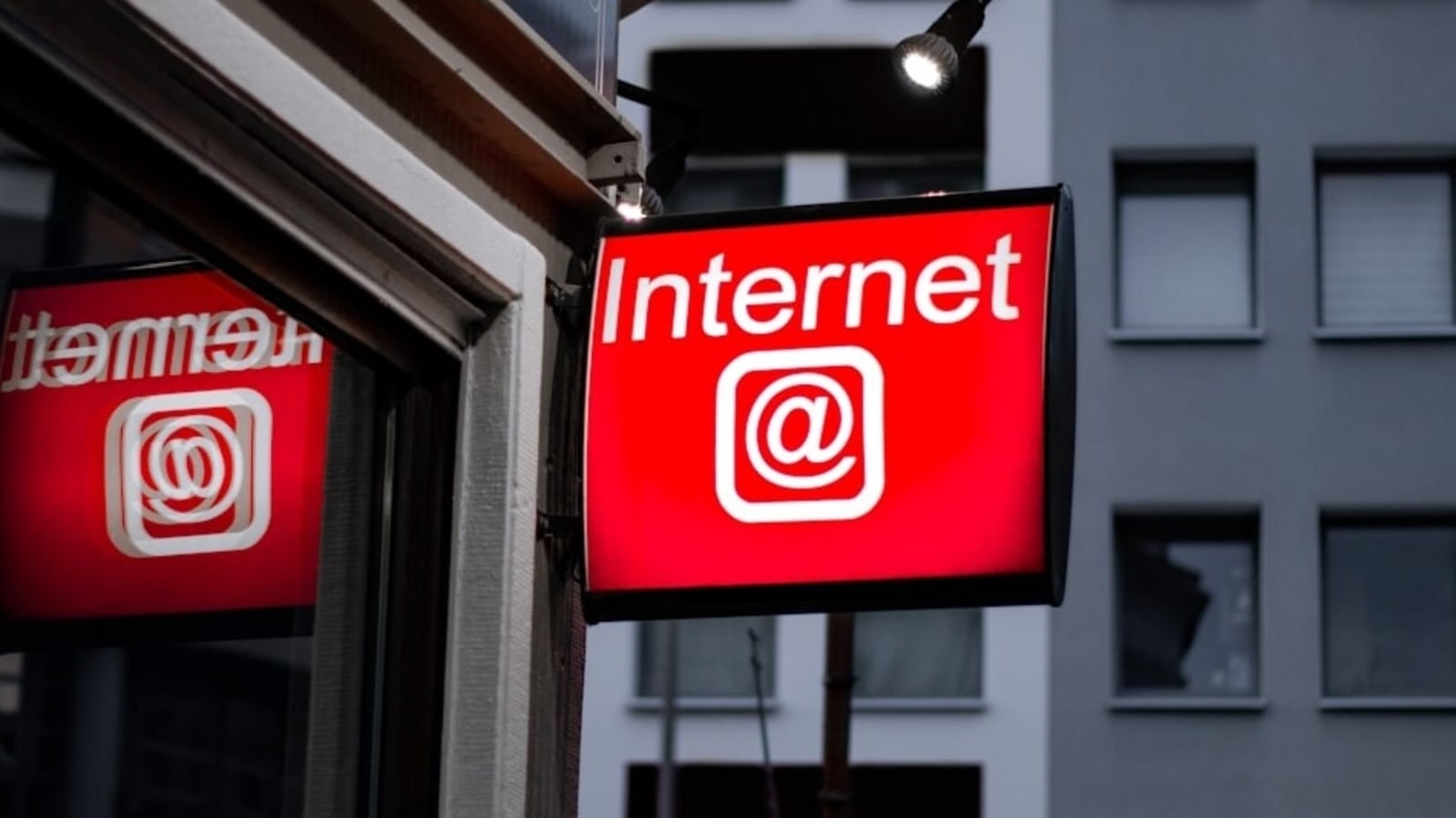Cables cut in Red Sea, Pakistan among countries facing internet disruptions: Report