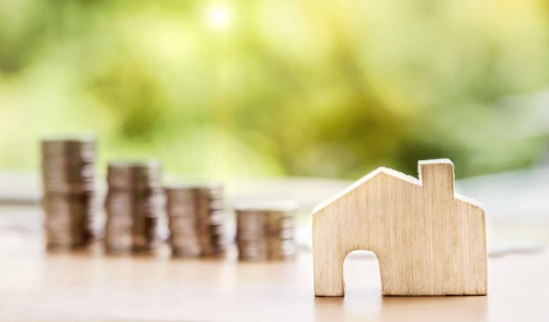 London's Housing Pressures Are Driving Homeowners to Renovate Rather Than Relocate