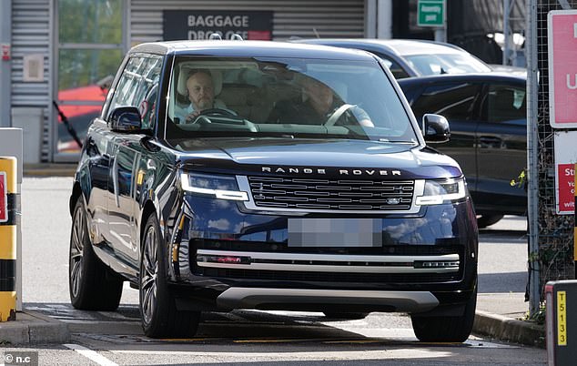 W8media.NO CREDITW8media Prince Harry Security Heathrow airport.Prince Harry lands at the Windsor suite today and driven away in a Range Rover .08/09/2025.