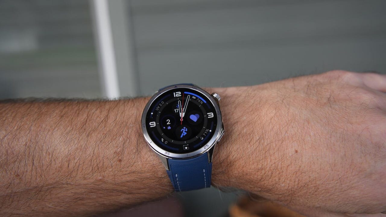 OnePlus Watch 3 with blue band