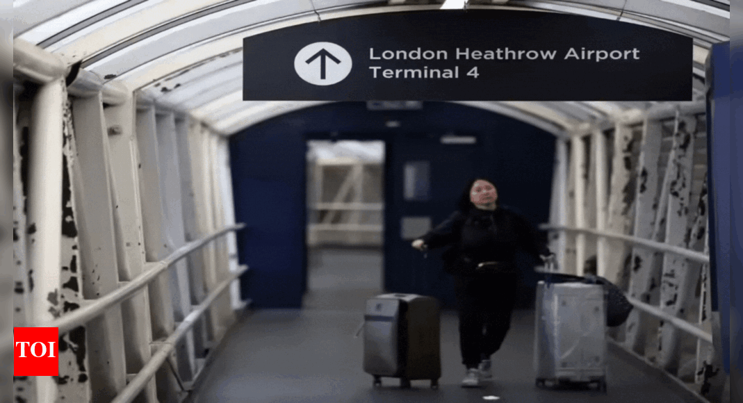 London airport emergency: Heathrow terminal 4 to reopen after evacuation over ‘incident’; 20 assessed by paramedics