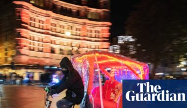 London’s pedicabs could be forced to turn down music and charge by the minute | TfL