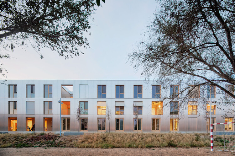 Shelter for Homeless Women in Barcelona / Vivas Arquitectos - Image 1 of 18