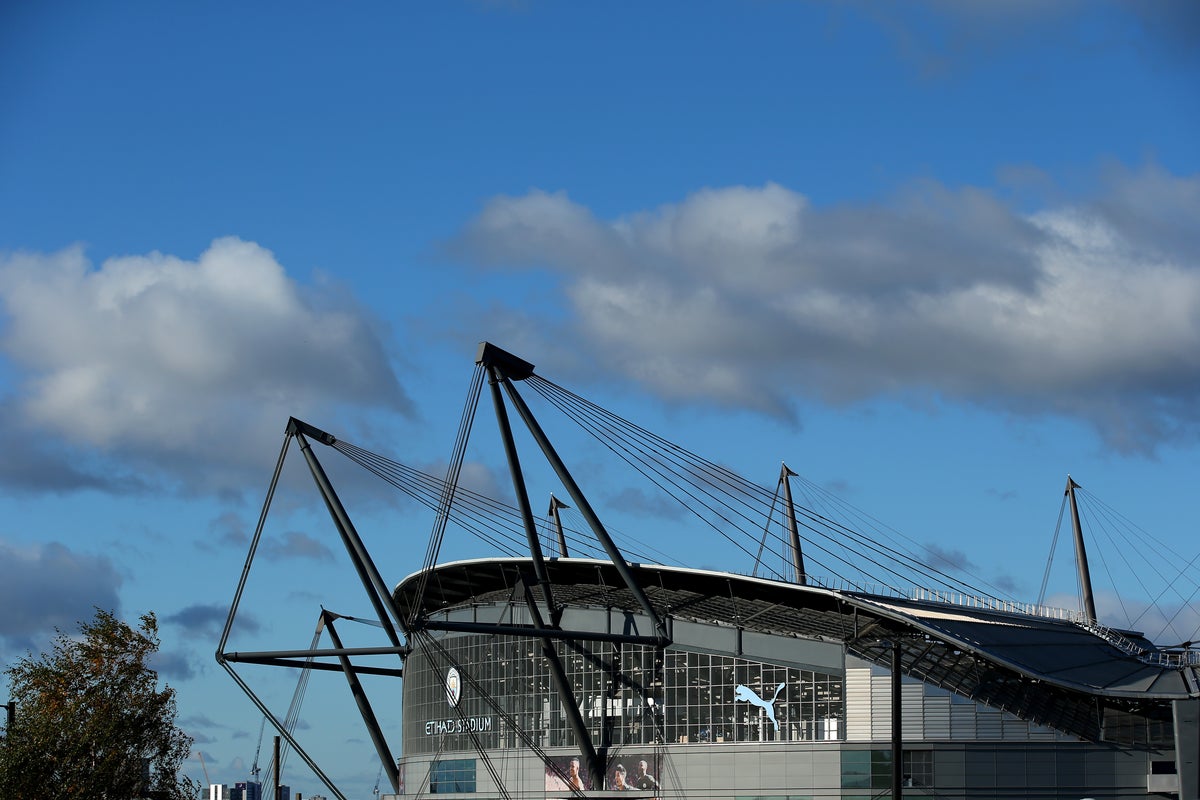 Manchester City vs Manchester United LIVE: Premier League updates