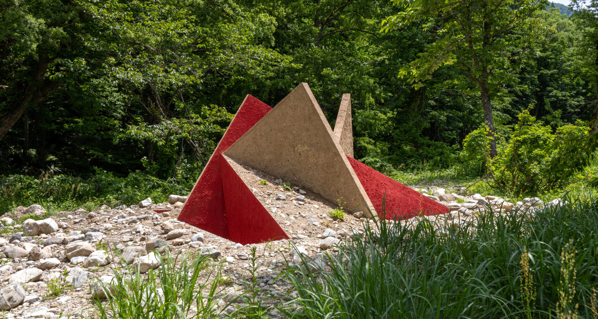Shrine of Triskele / HAJIME YOSHIDA ARCHITECTURE