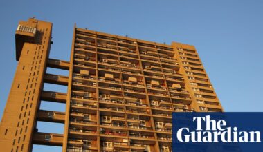 England to sell eight times more council homes than it built last year, report finds | Social housing