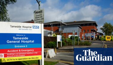 Doctor who left patient during operation to have sex with nurse allowed to practise | Greater Manchester