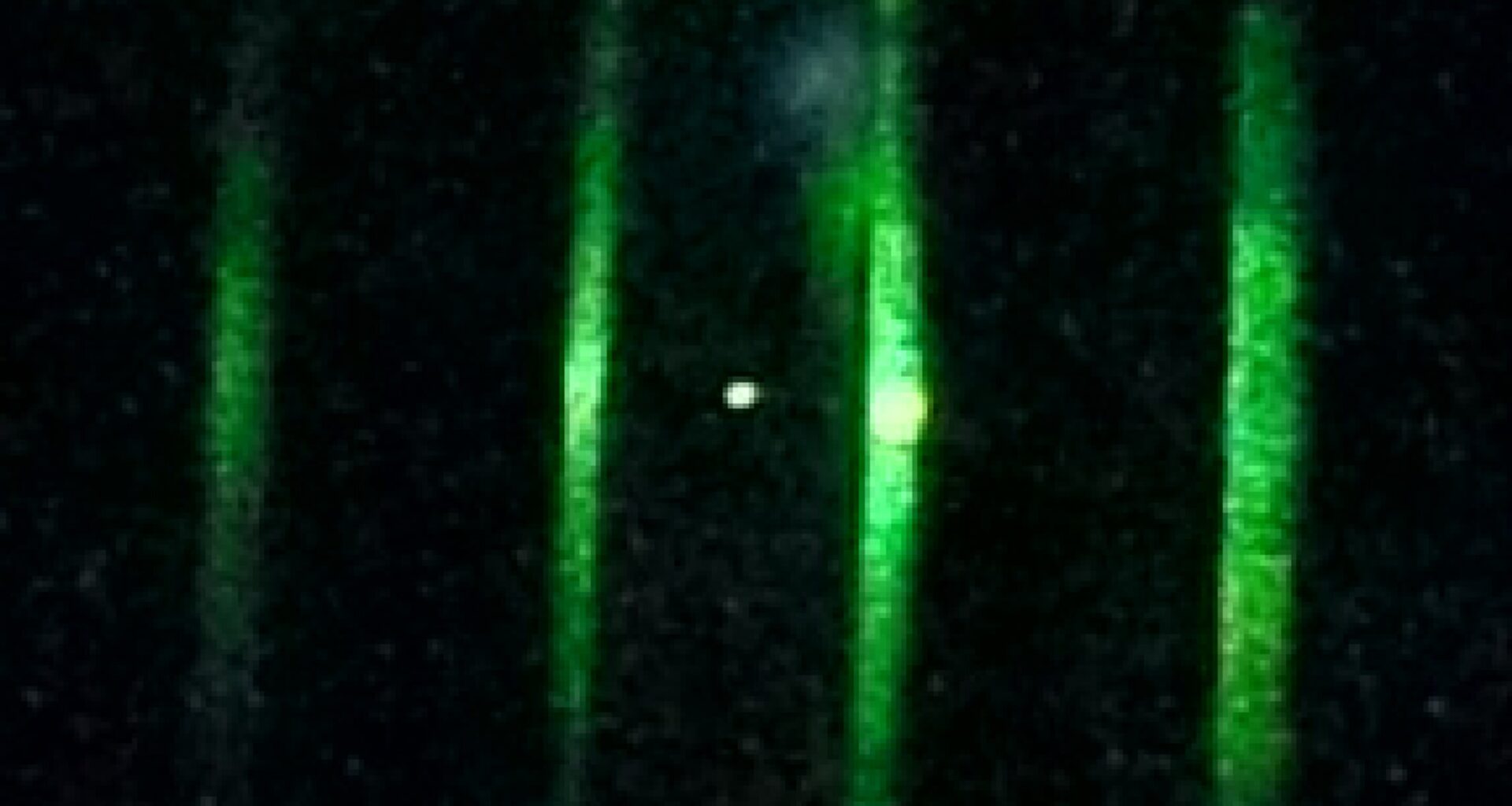 'Quantum squeezing' a nanoscale particle for the first time