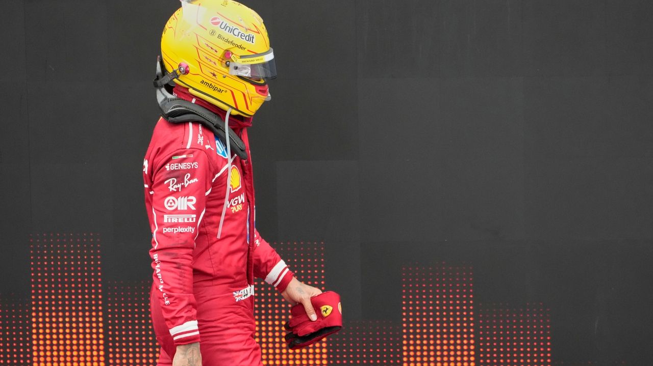 Lewis Hamilton's wait for a Ferrari podium drags on after Sainz's GP success for Williams