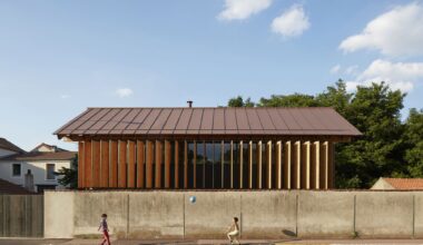 Maison SurLeMur / arba | ArchDaily