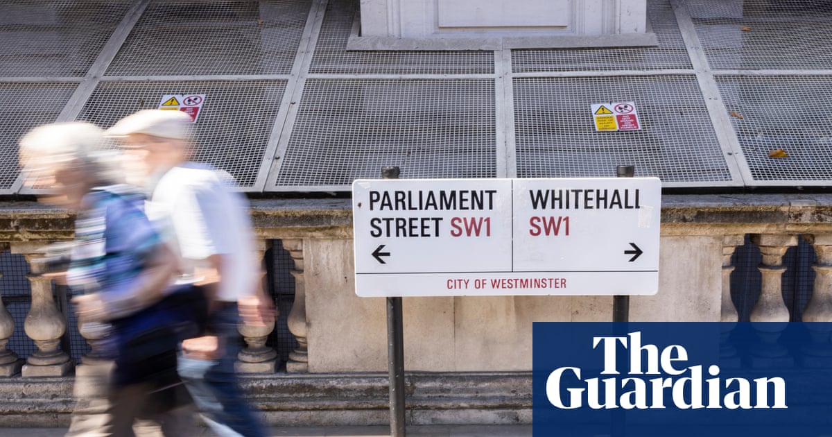 Civil servants may feel ‘under attack’ after new rules briefed to media, UK ministers told | Civil service