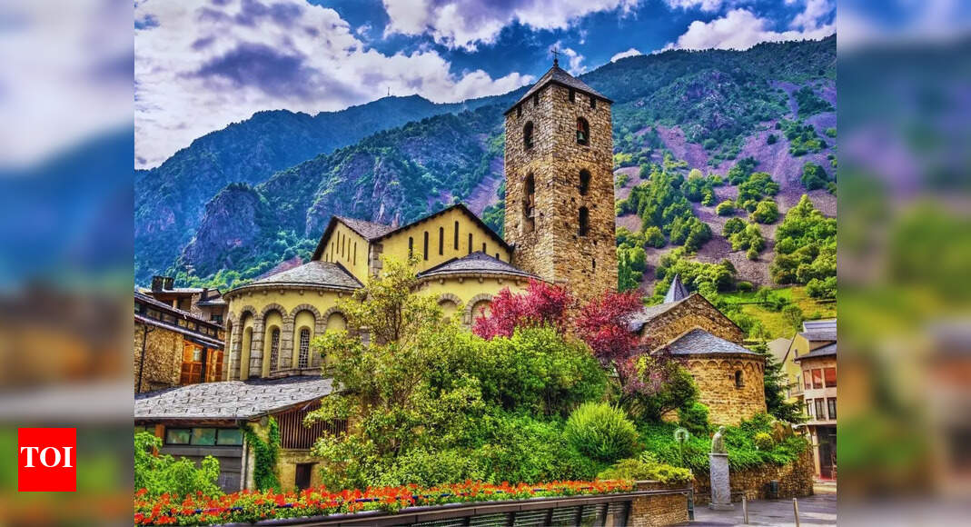 Which country in Europe is ruled by two princes instead of a president? |