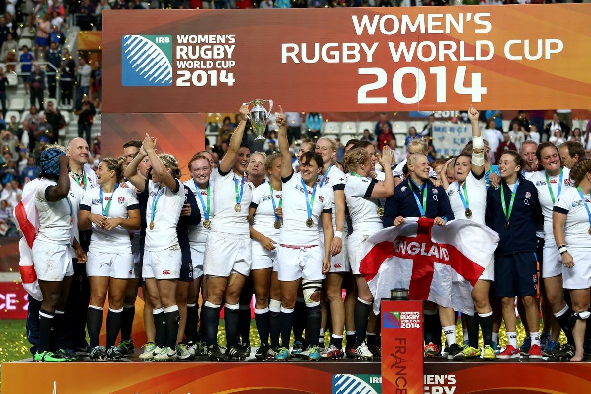 Former captain Sarah Hunter urges England to ‘stay in…