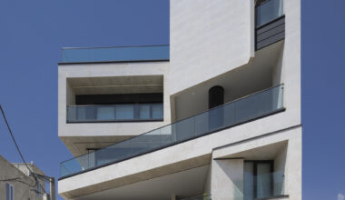Doa Residential Building / White Cube Atelier