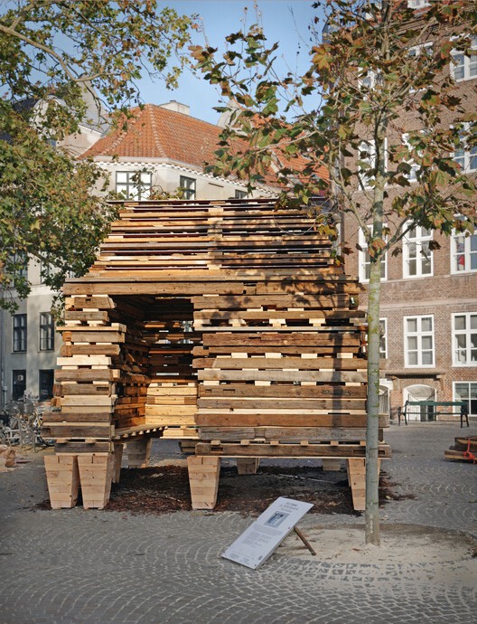 Barn Again Pavilion / THISS Studio - Image 2 of 19