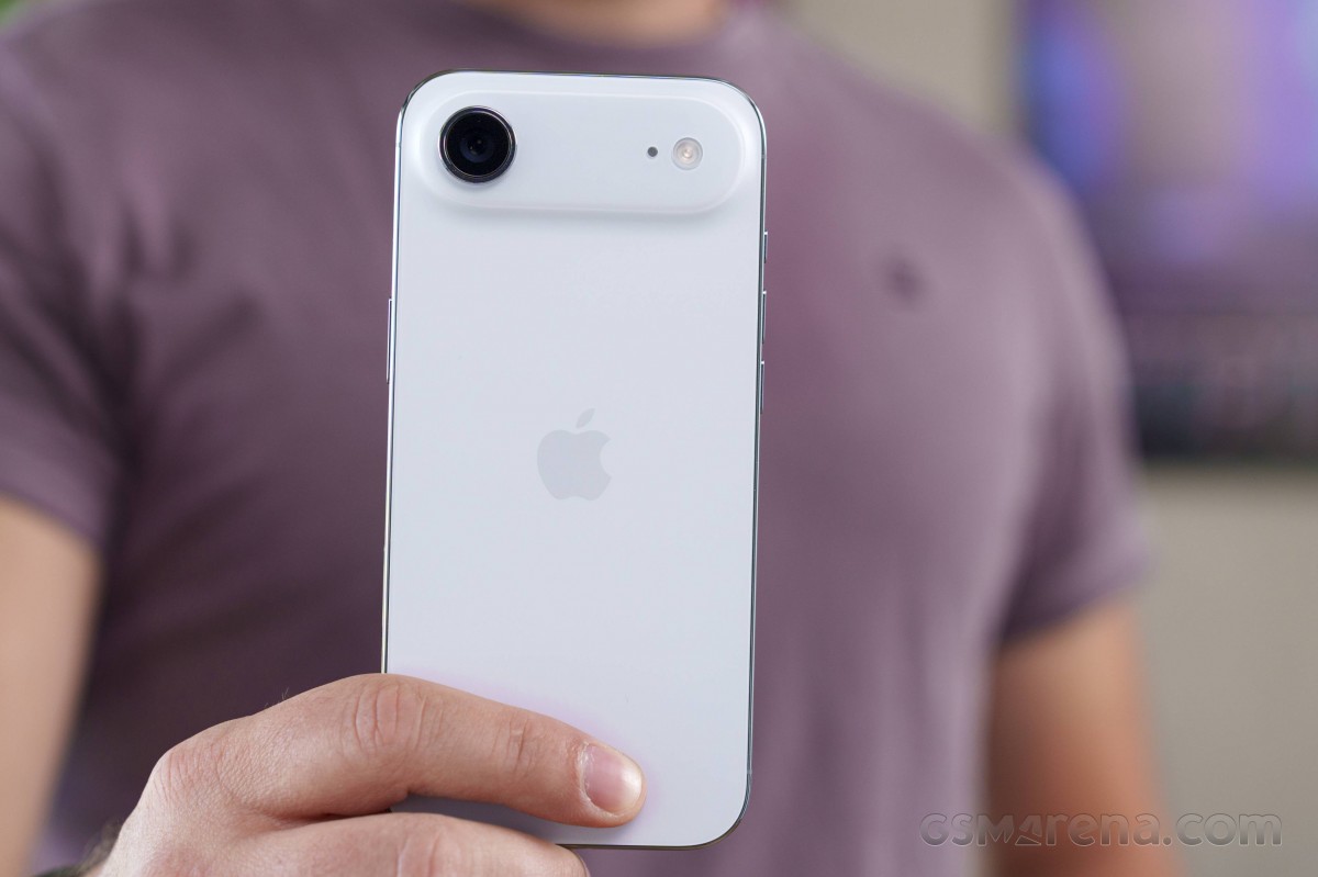 Apple iPhone Air review