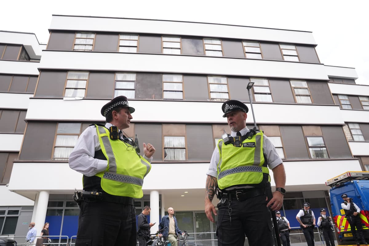 Man arrested on suspicion of arson after fire at asylum hotel in Islington - London Evening Standard