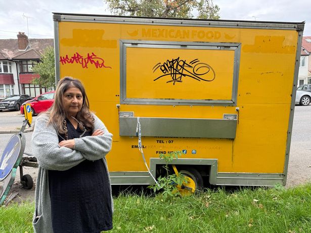 Shaheen Khan, Bridgewater Road