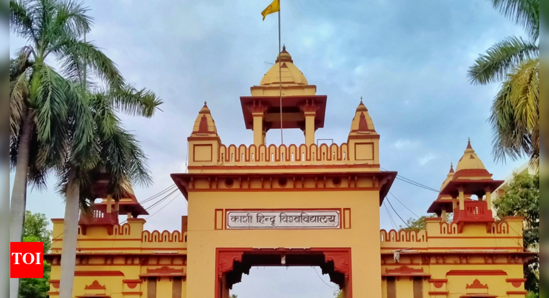 BHU central library organizes book exhibition honoring Gandhi & Shastri | Varanasi News
