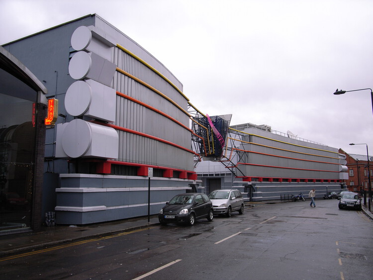 British Post-Modernist Architect and Farrells Founder Terry Farrell Passes Away at 87 - Image 3 of 5