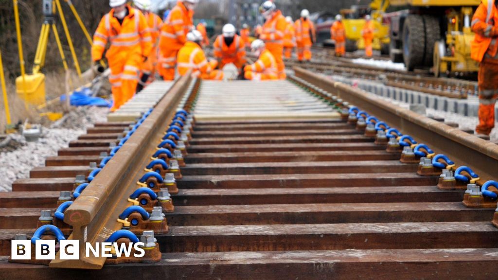Newcastle to Edinburgh train line closed for two weekends