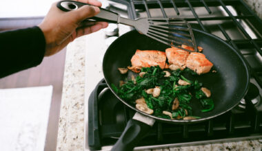 The student participants received extensive education on the keto diet and were advised to eat when they were hungry, finish eating when they were full, and not to worry about calories.