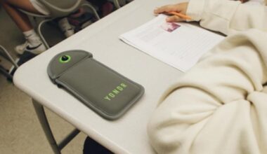 Edinburgh to ban mobile phones in all primary schools