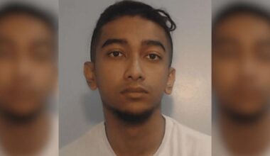 Oldham paedophile betrayed trust to groom young girl