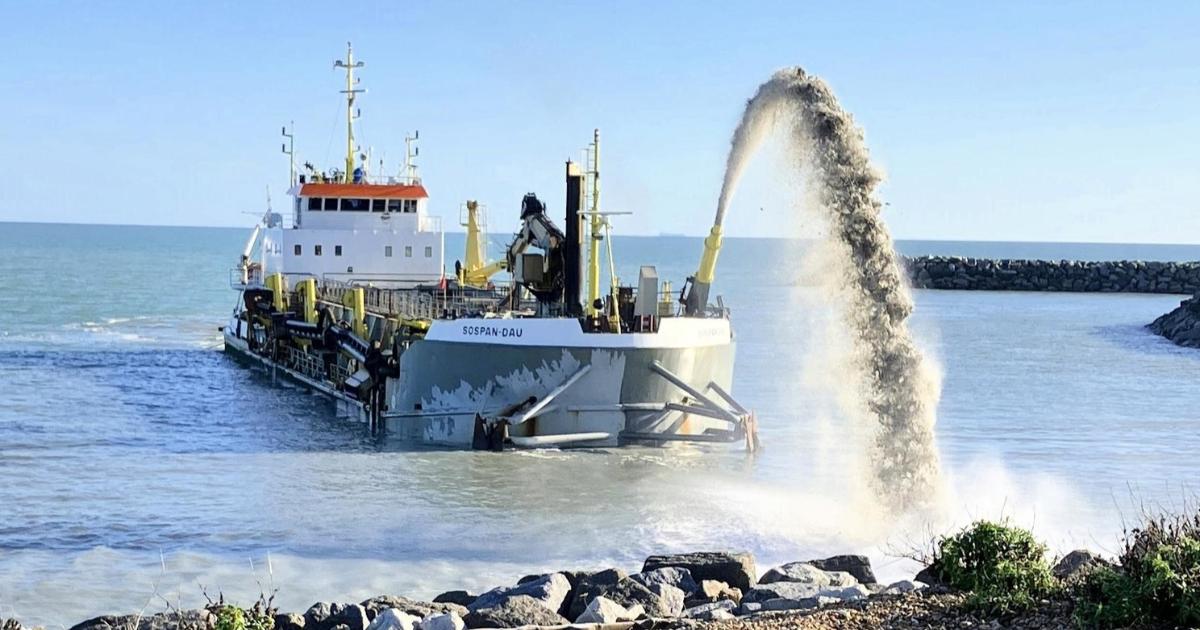 Sospan Dau dredger to move 30,000 tonnes of shingle