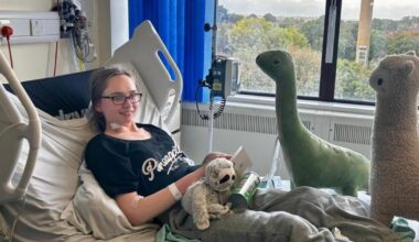 Student thought she had freshers' flu nearly died from meningitis