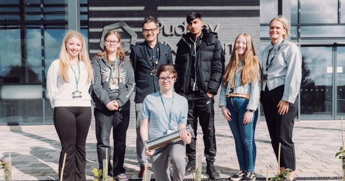 Pudsey's first sixth form college will bury time capsule