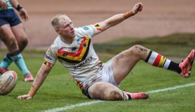 Bradford Bulls leave it late to beat Featherstone Rovers