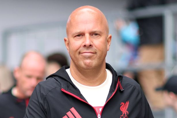 BURNLEY, ENGLAND - SEPTEMBER 14: Arne Slot, Manager of Liverpool, arrives at the stadium prior to the Premier League match between Burnley and Liverpool at Turf Moor on September 14, 2025 in Burnley, England. (Photo by Matt McNulty/Getty Images)