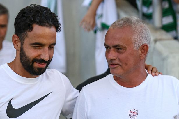 Mourinho is back in Lisbon