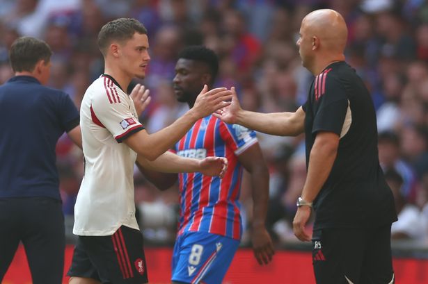 LONDON, ENGLAND - AUGUST 10:  Liverpool Manager Arne Slot reacts to Florian Wirtz during the 2025 FA Community Shield match between Crystal Palace and Liverpool at Wembley Stadium on August 10, 2025 in London, England. (Photo by Chris Brunskill/Fantasista/Getty Images)