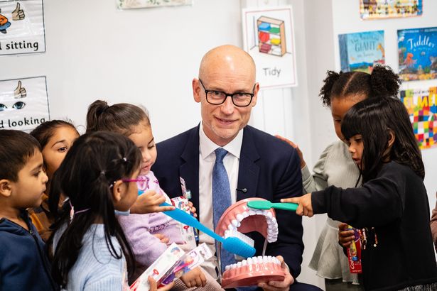 Health minister Stephen Kinnock attending 
Tinsley Meadows Primary School