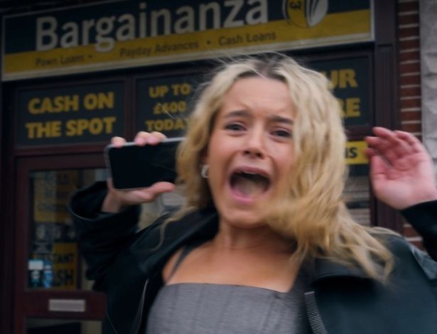 Coronation Street teen Betsy Swain lets out a terrifying scream, as she fears for her life