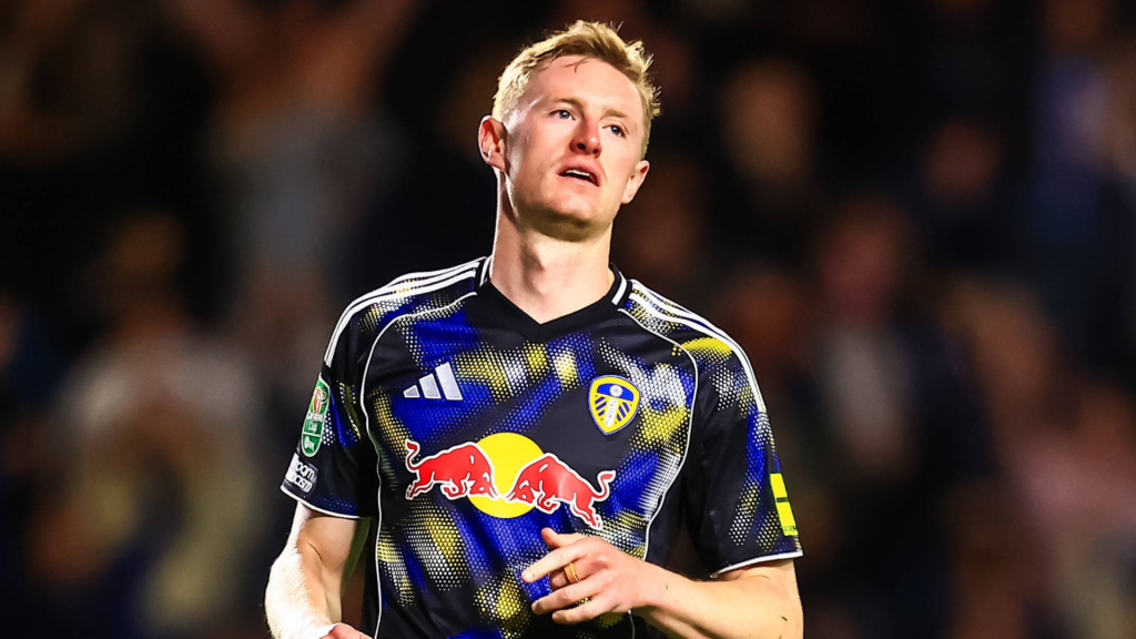 Sean Longstaff playing for Leeds