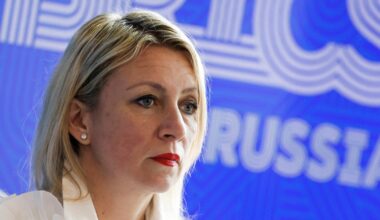 Russia says it will not discuss foreign troops in Ukraine in ‘any format’ | Politics News